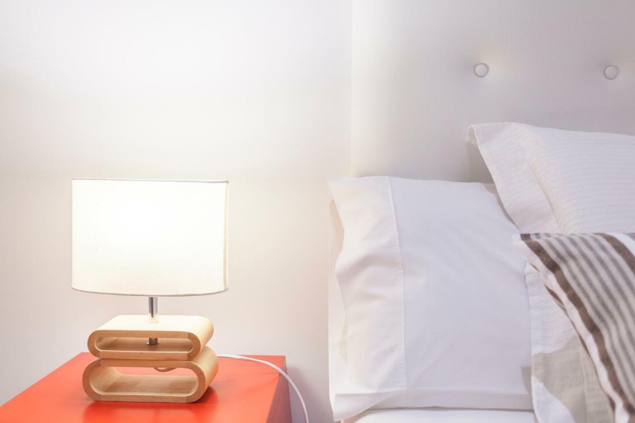 R&C Apartments Close To Center บาเลนเซีย ภายนอก รูปภาพ