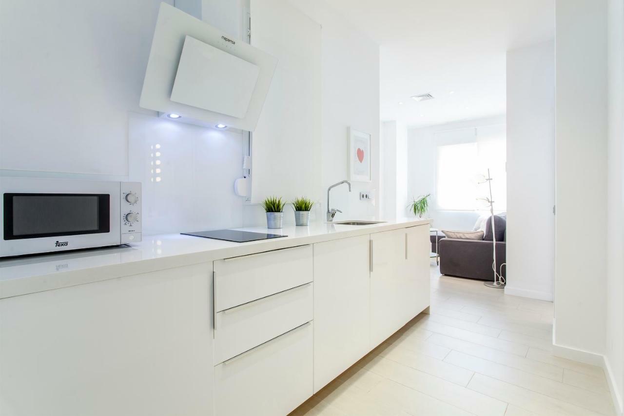 R&C Apartments Close To Center บาเลนเซีย ภายนอก รูปภาพ